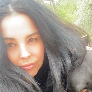 Карина из Белгорода, ищу на сайте открытые отношения