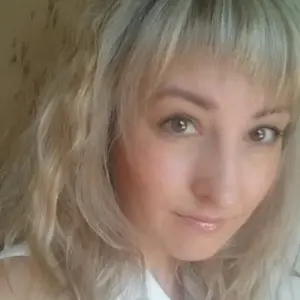 Я Ника, 45, из Москвы, ищу знакомство для приятного времяпровождения