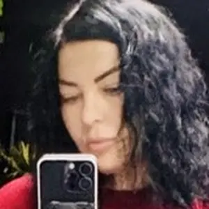 Я Евгения, 42, из Благовещенска, ищу знакомство для открытые отношения