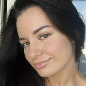 Я Анастасия, 31, из Владивостока, ищу знакомство для приятного времяпровождения