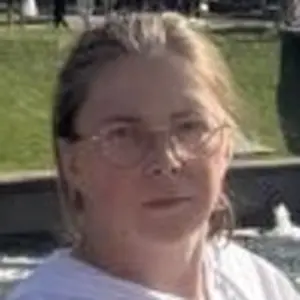 Я Яна, 33, из Санкт-Петербурга, ищу знакомство для постоянных отношений