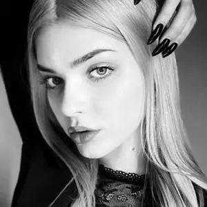 Я Ника, 20, из Нижнего Новгорода, ищу знакомство для на одну ночь