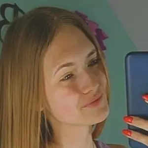 Алена из Уссурийска, ищу на сайте вирта