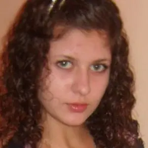 Я Алёна, 28, знакомлюсь для виртуального секса в Лабинске