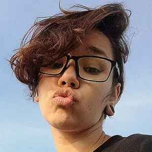 Я Александра, 26, знакомлюсь без обязательств в Брянске