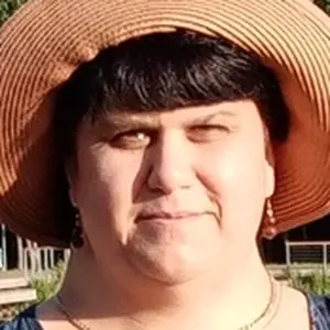 Я Олесенька, 42, знакомлюсь для постоянных отношений в Салавате