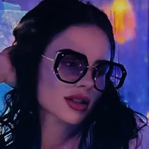 Аля из Орла, ищу на сайте знакомства без обязательств