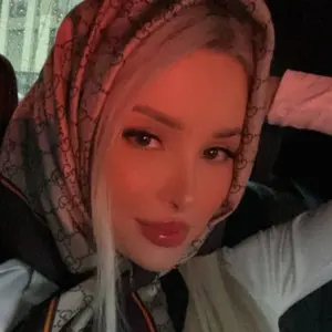 Я Ксюша, 22, из Моздока, ищу знакомство для открытые отношения