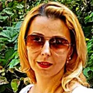 Наталья из Белореченска, мне 46, познакомлюсь для секса на одну ночь