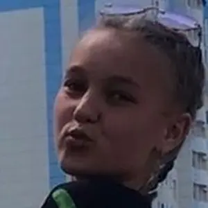 Я Яна, 18, знакомлюсь для совместных путешествий в Новотроицке