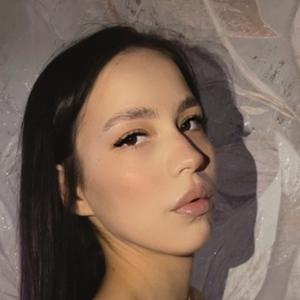 Я Ангелина, 26, из Москвы, ищу знакомства на одну ночь