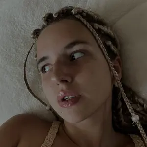 Анастасия из Владивостока, мне 27, познакомлюсь для постоянных отношений