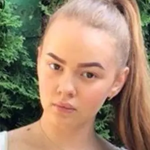 Я Віка, 25, знакомлюсь для совместных путешествий в Мукачеве