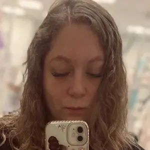 Я Марина, 33, знакомлюсь для общения в Санкт-Петербурге