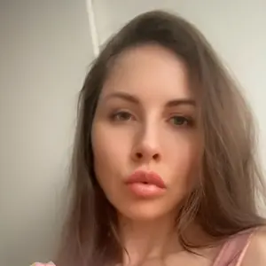 Полина из Москвы, ищу на сайте приятное времяпровождение