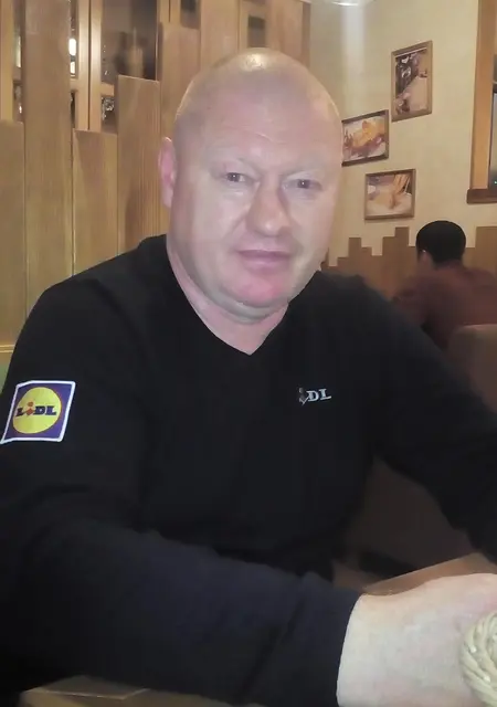 Я Евгений, 54, знакомлюсь без обязательств в Челябинске