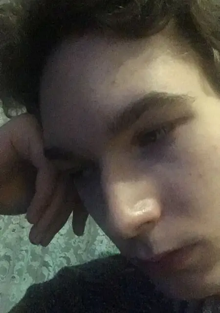 Я Максим, 23, из Моршанска, ищу знакомство для вирта