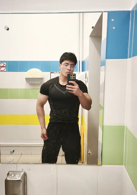 Я Ориё, 18, знакомлюсь на одну ночь в Йошкар-Оле