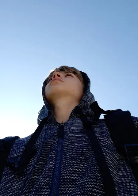 Я Александр, 20, из Копейска, ищу знакомства на одну ночь