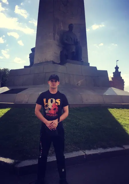 Я Dima, 28, из Владимира, ищу знакомство для общения