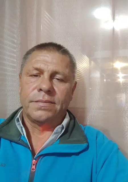 Я Анатолий, 56, из Ялты, ищу знакомства без обязательств