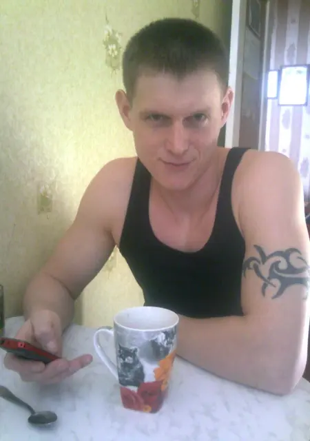 Я Валерий, 45, из Находки, ищу знакомства без обязательств