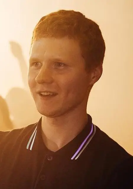 Илья из Северодвинска, мне 32, познакомлюсь для постоянных отношений