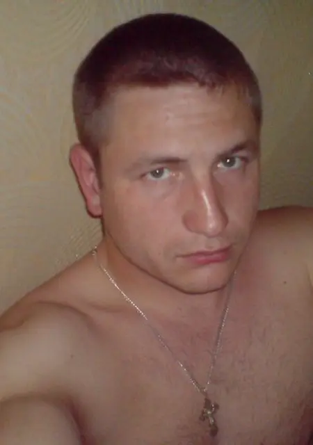 Денис из Брянска, мне 40, познакомлюсь для дружбы