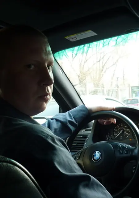 Александр из Красногорска, мне 59, познакомлюсь на одну ночь