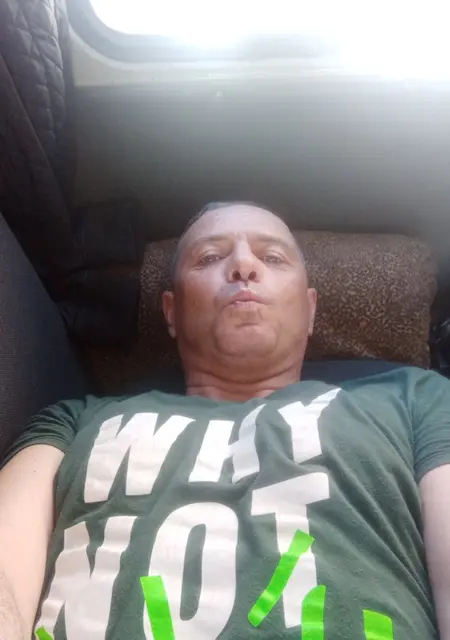 Я Алексей, 48, из Южно-Сахалинска, ищу знакомства без обязательств