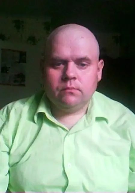 Я Игорь, 48, из Чапаевска, ищу знакомство для постоянных отношений