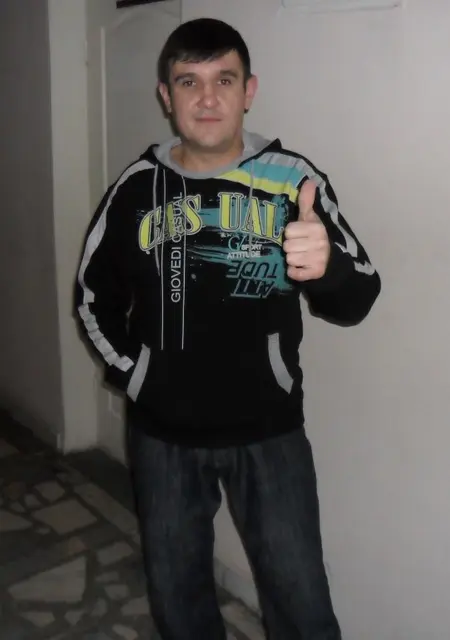 Толя из Новокузнецка, ищу на сайте знакомства на одну ночь