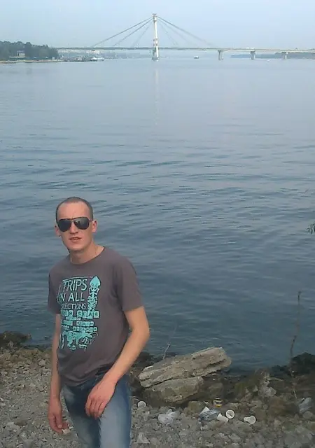 Сергей из Златоуста, мне 38, познакомлюсь без обязательств