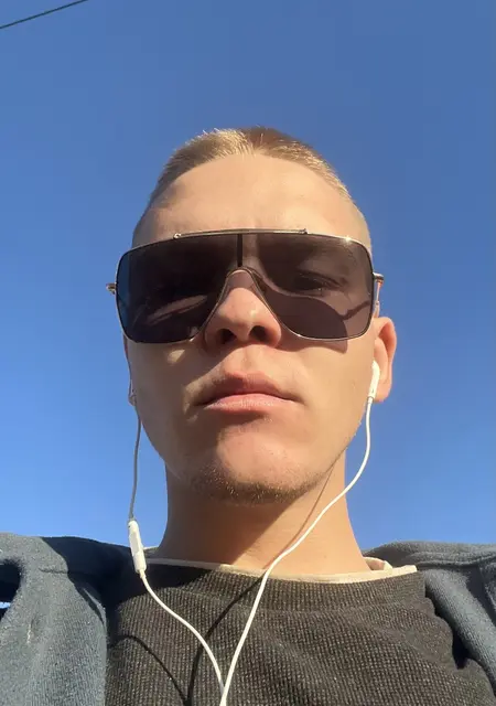 Я Никита, 21, знакомлюсь для приятного времяпровождения в Челябинске