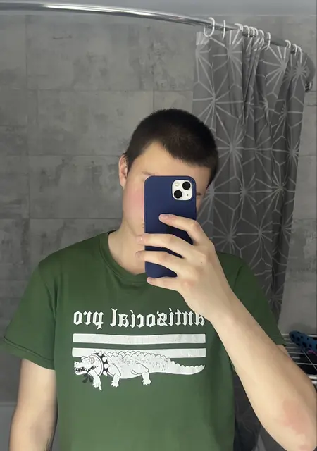 Я Данил, 19, из Перми, ищу знакомства на одну ночь