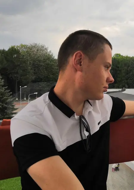 Я Дмитрий, 28, знакомлюсь для вирта в Москве