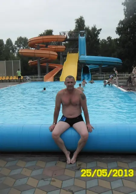 Я Володя, 51, из Опочки, ищу знакомства на одну ночь