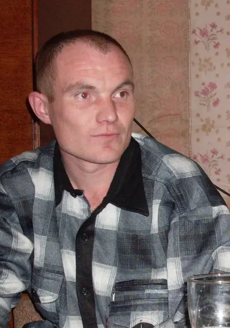 Я Алексей, 44, из Сыктывкара, ищу знакомства без обязательств