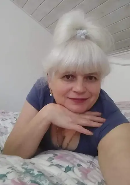 Я Анна, 60, знакомлюсь для постоянных отношений в Москве