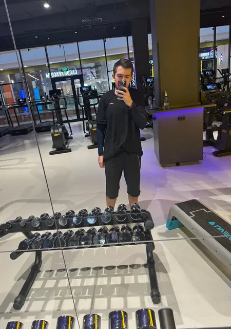 Я Elias, 32, знакомлюсь для приятного времяпровождения в Ярославле