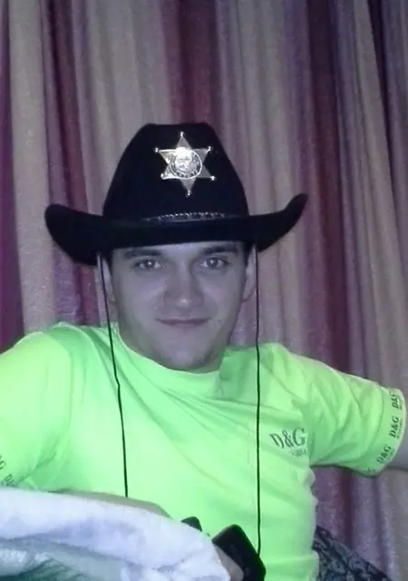 Я Иван, 35, из Лермонтова, ищу знакомство для постоянных отношений