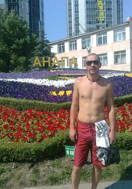 Гоша из Тосно, ищу на сайте дружбу