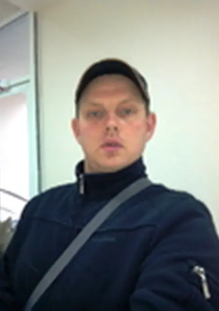 Я Михаил, 40, из Череповца, ищу знакомство для постоянных отношений