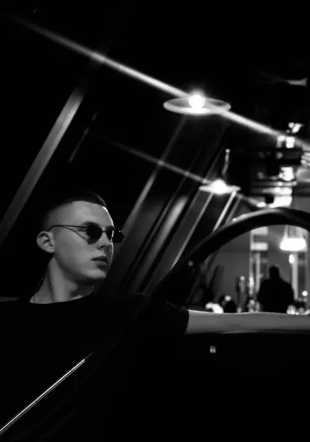 Я Павел, 18, знакомлюсь на одну ночь в Оренбурге