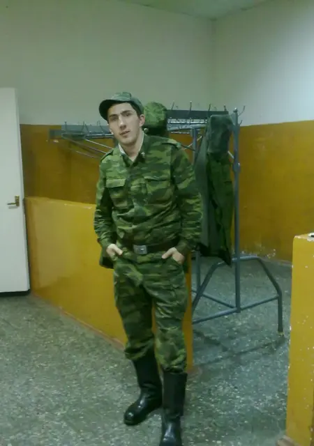 Rustam из Махачкалы, мне 36, познакомлюсь для вирта