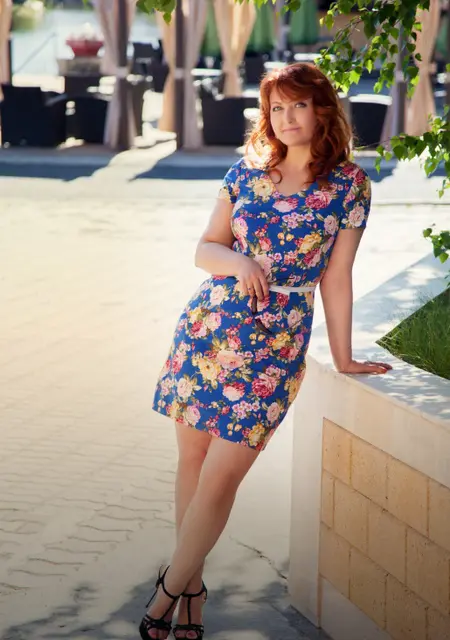 Рыжая Лина из Екатеринбурга, мне 50, познакомлюсь на одну ночь