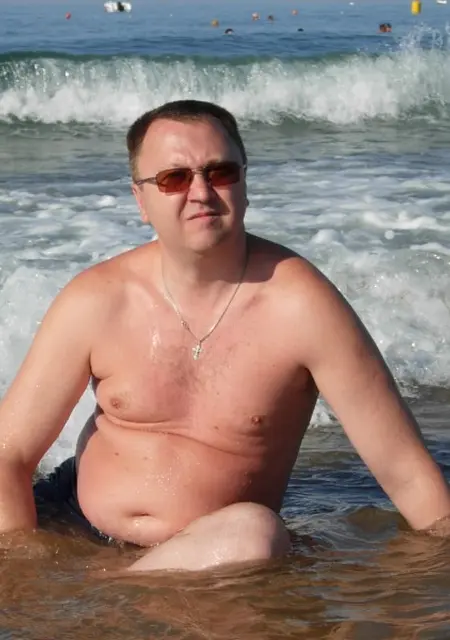 Виктор из Кемерово, мне 64, познакомлюсь на одну ночь