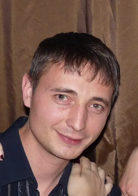 Я Роман, 44, из Озерска, ищу знакомство для вирта