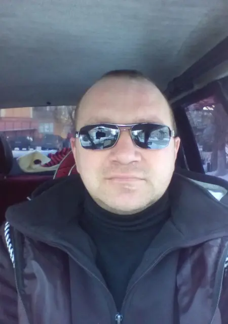 Эдуард Суровый из Ногинска, мне 53, познакомлюсь на одну ночь