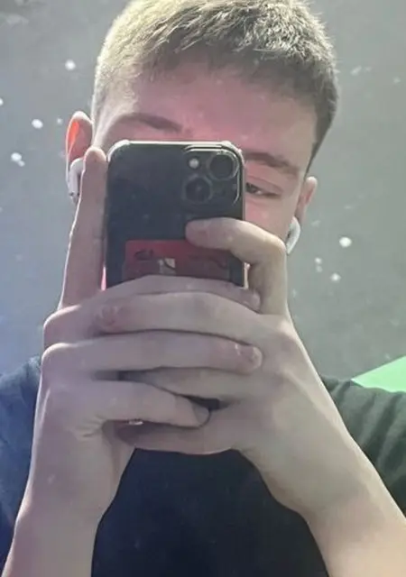 Андрей из Костромы, мне 20, познакомлюсь на одну ночь